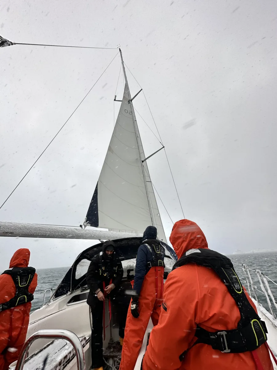 what to pack for a sailing holiday