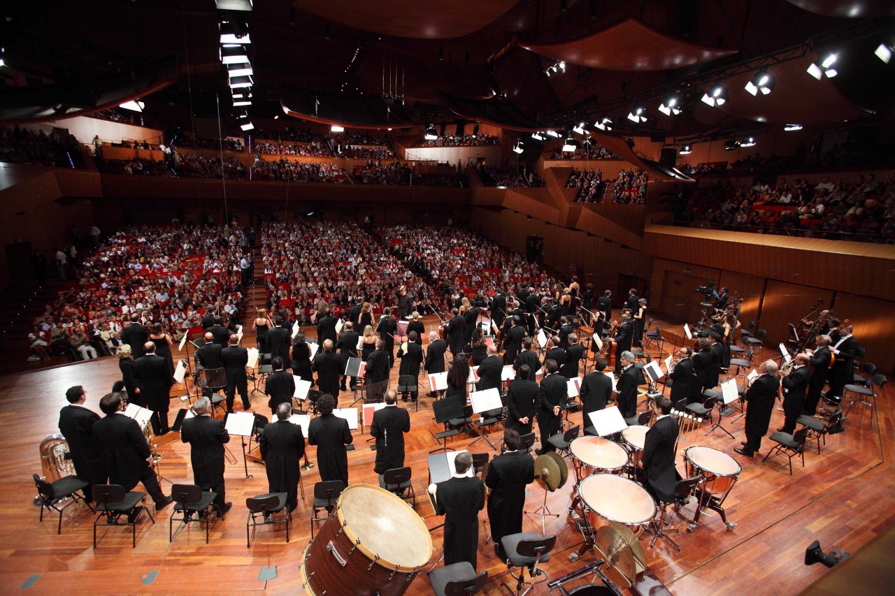 Why going to the opera? Here are eight excellent reasons!