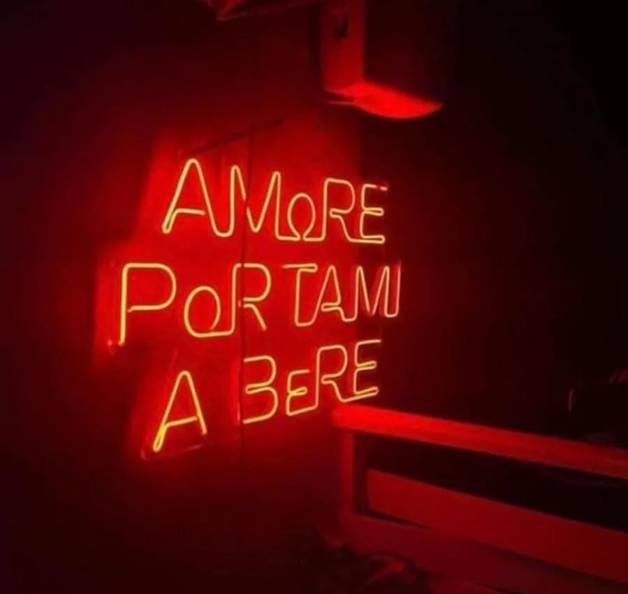 Romantic Gestures that Travel Well