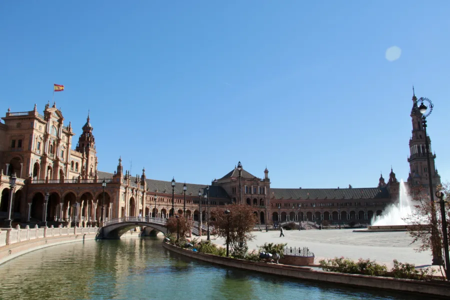 A personal and practical guide to Seville
