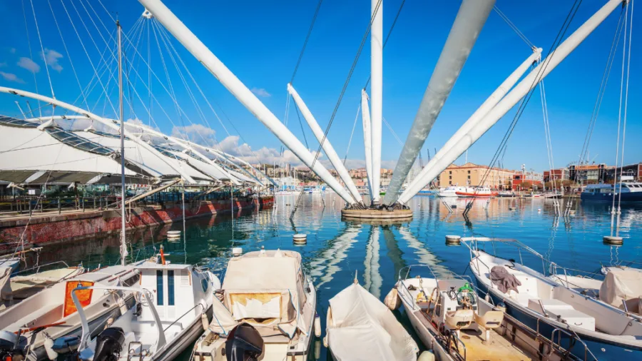 The Bigo panoramic lift and the Old Port of Genoa, redesigned by Renzo Piano in 1992