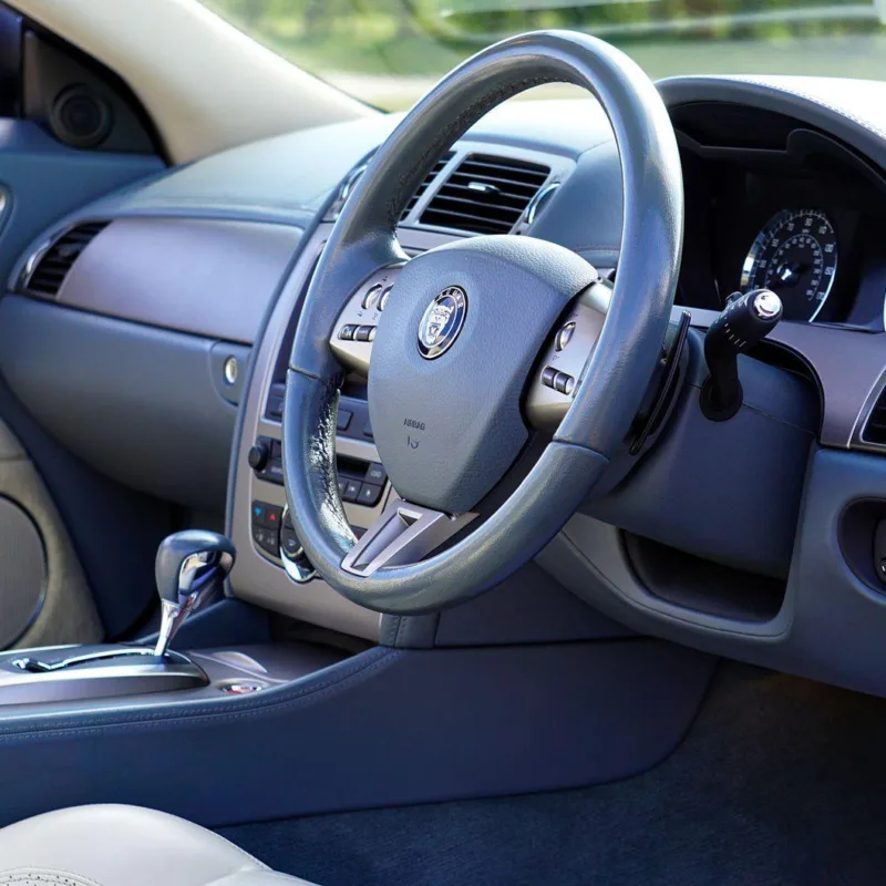 The Most Comfortable Cars for Long Drives Around the Dubai