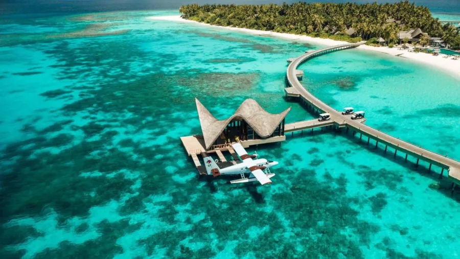 The turquoise lagoon and ivory sands of JOALI's Raa Atoll